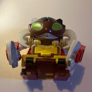 Transformers Bumblebee Cyberverse Gruesome Chomp Repugus